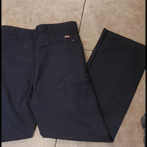 Brand new Teens Dickies - Picture 5 of 10